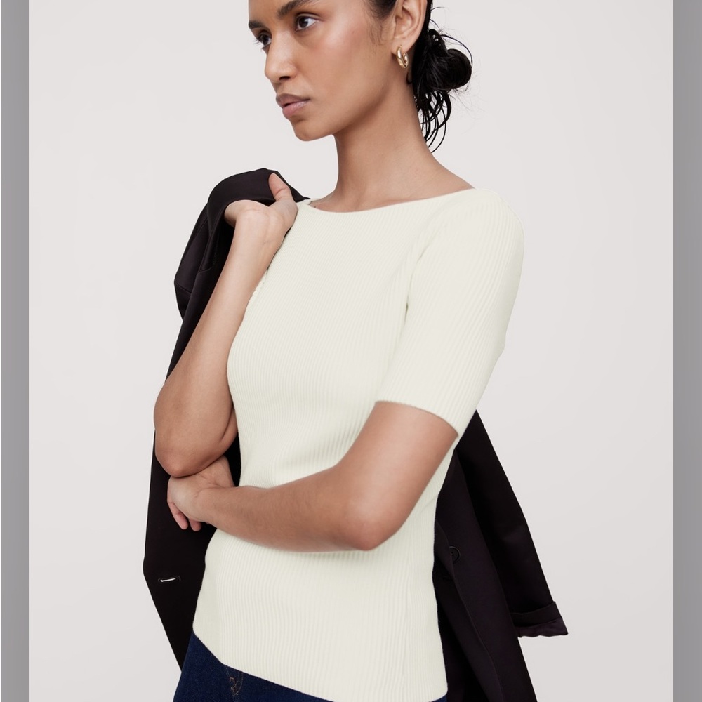 Banana Republic  SCULPTED BOAT-NECK TOP